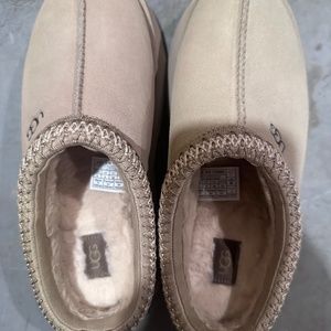 Ugg Tazz Mustard Seed Size 8